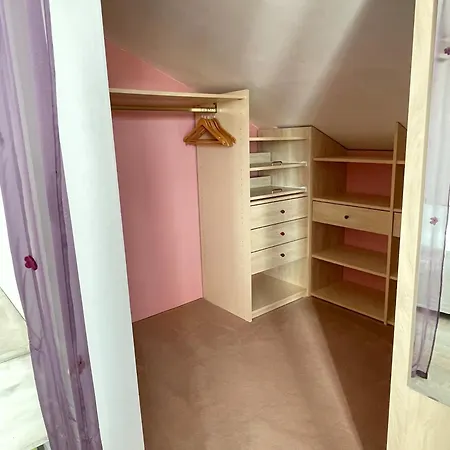 Le Vieux Murier - D'hote فندق مبيت وإفطار *