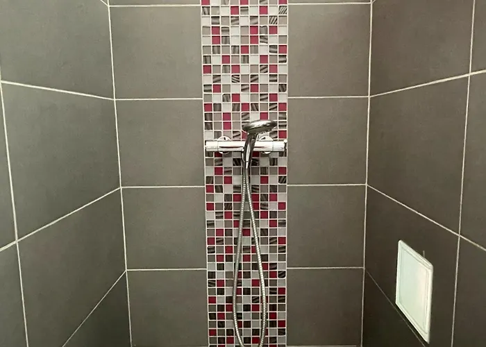 Le Vieux Murier - D'hote Bed & Breakfast *